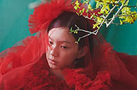 アーティストKAITO FUKUIが描く、『イデアフラワーシリーズ』とBE AT