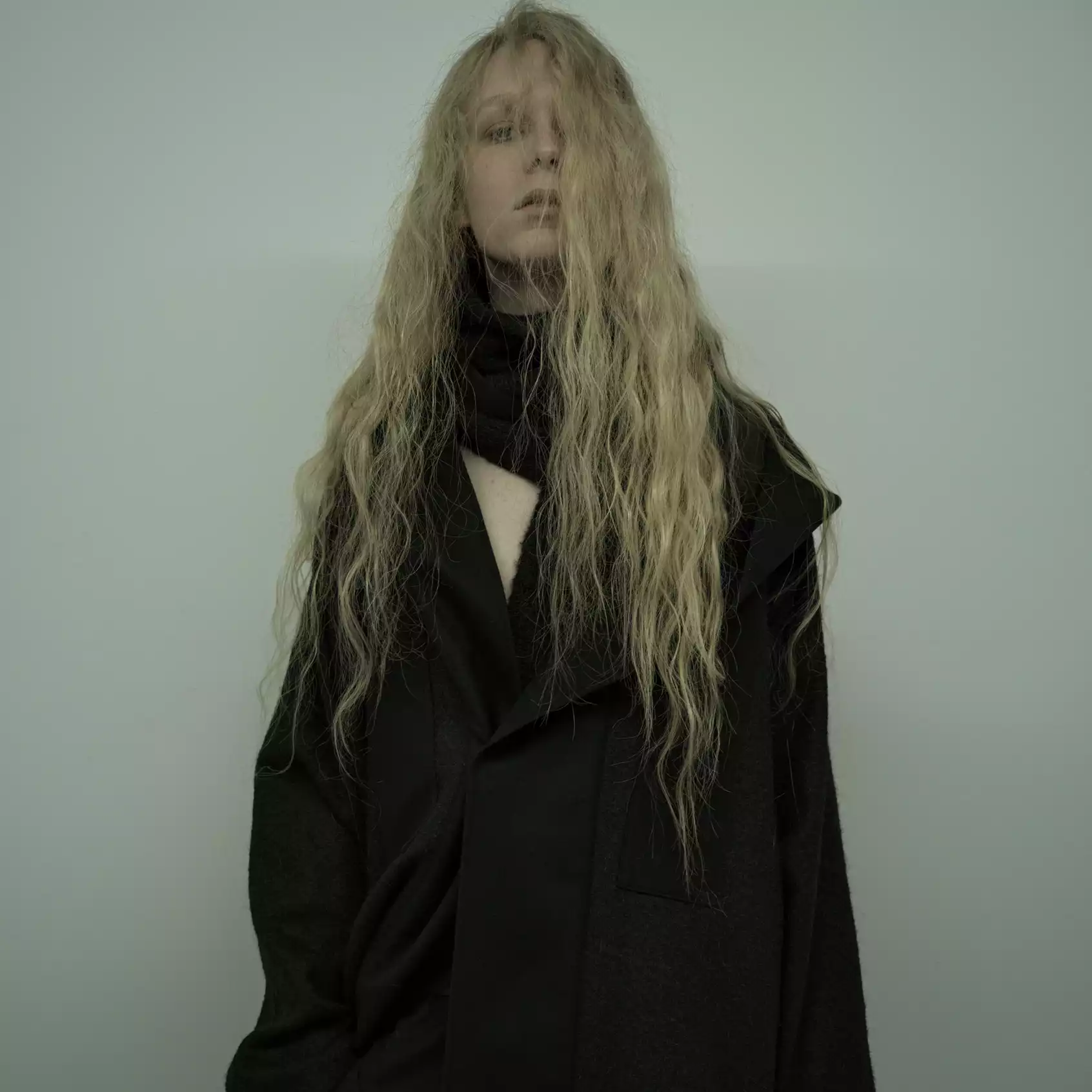 JULIUSが伊勢丹限定アイテムを発売・2Wayロングジャッケットなどが登場