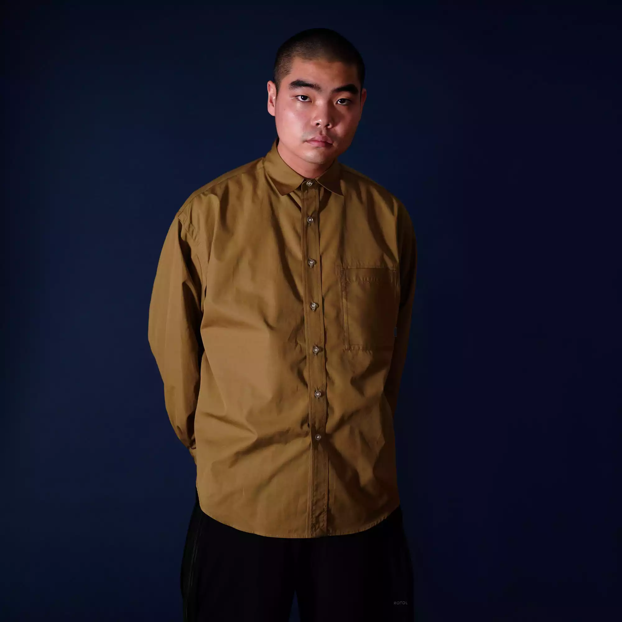 ROTOLがLVMHのアーカイブ生地を使ったハイエンドなシャツを発売