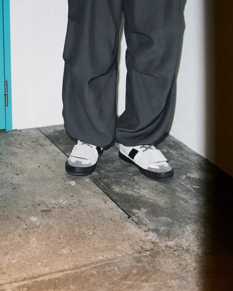 REPRODUCTION OF FOUNDとGraphpaperのコラボレーションシューズ2型が3