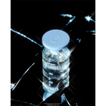 YEONJUNとBORNTOSTANDOUT®がコラボしたフレグランス「NO LABELS」、12