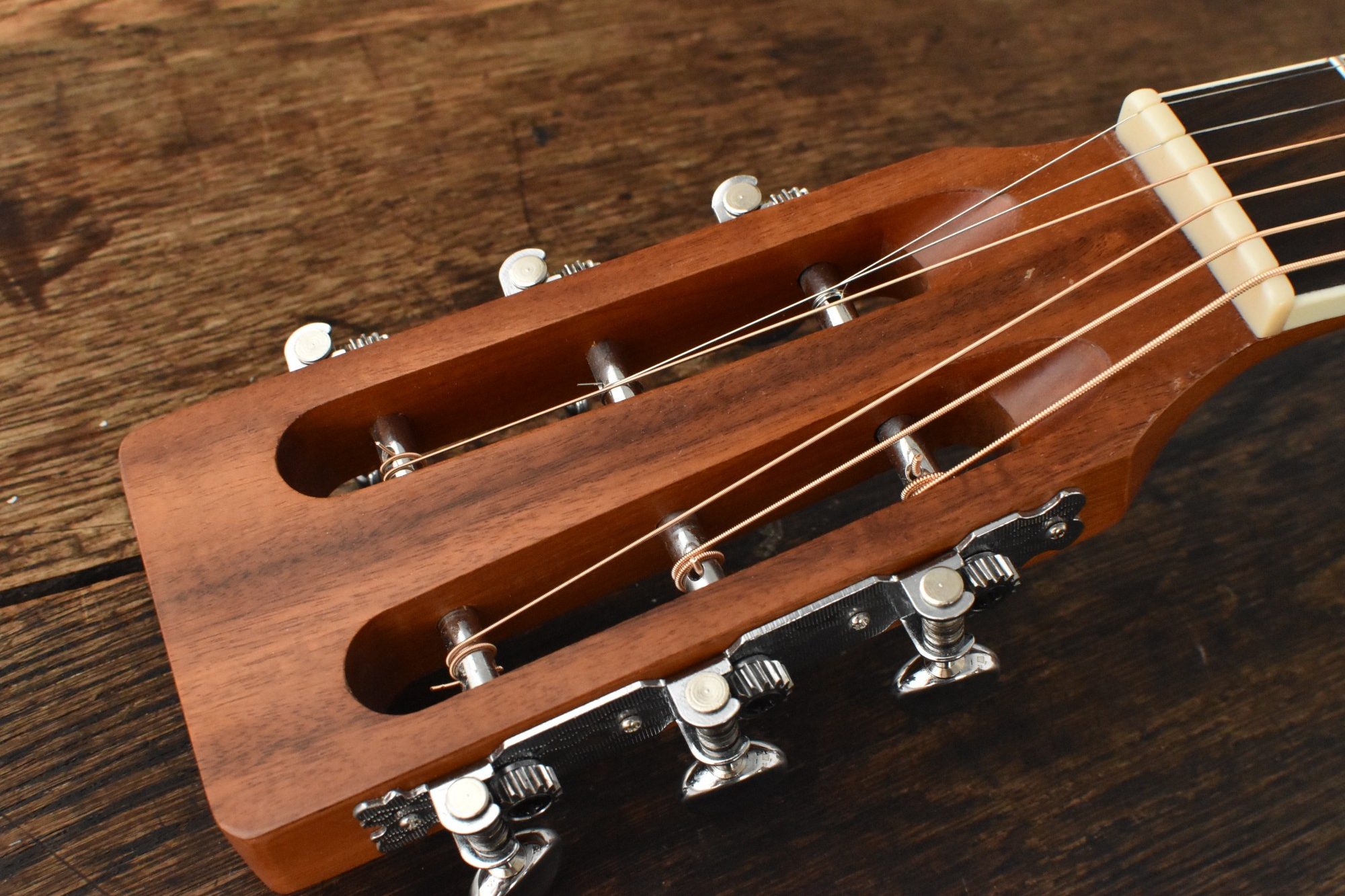 Stella Guitar STLPEAK14-NA | Quiet Village