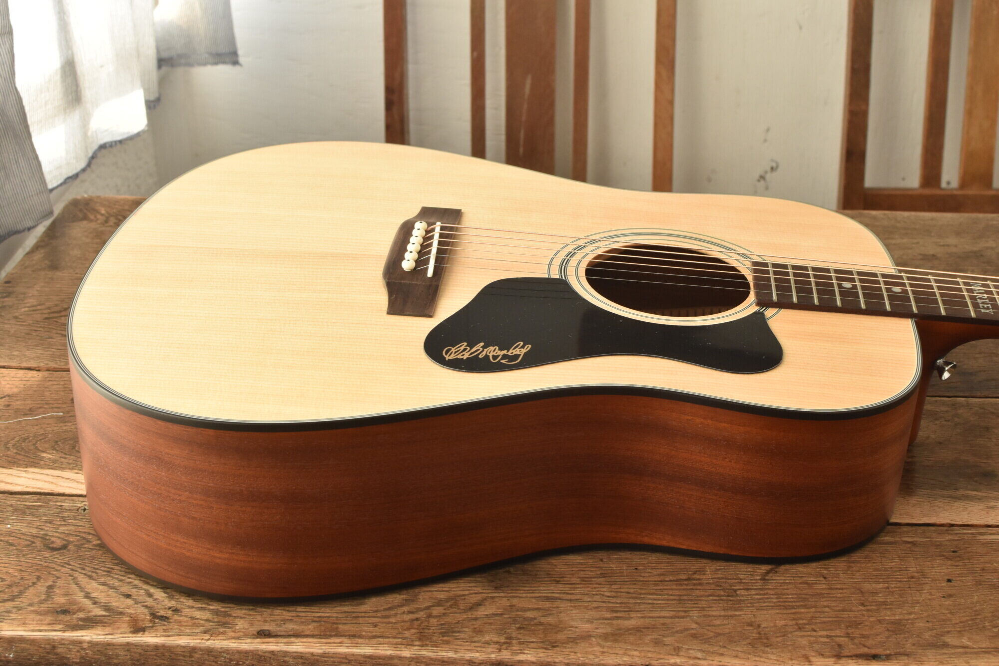 Guild A-20 Bob Marley | Quiet Village