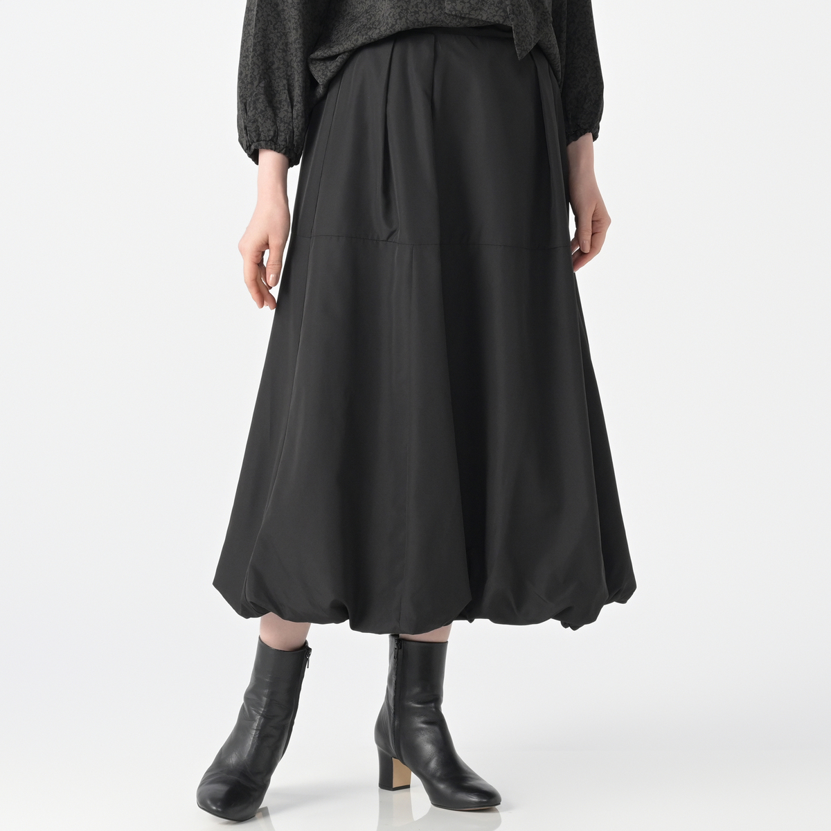 CARRIERE 大人のフェミニン裾バルーンスカート キャリール（CARRIERE