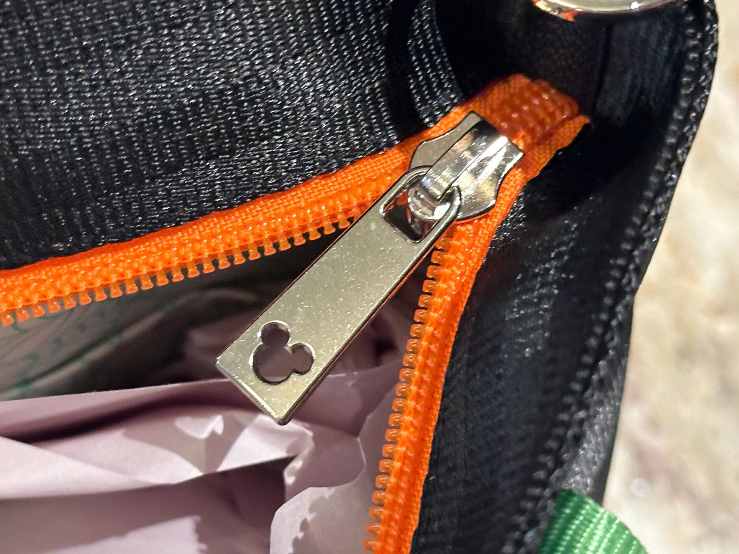 New 'Hocus Pocus' Minnie & Friends Harveys Bags at Walt Disney