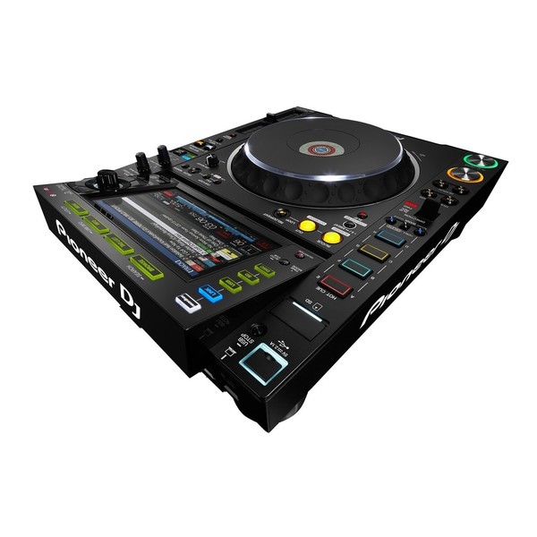 DISC Pioneer CDJ-2000NXS2 and DJM-900NXS2 Bundle at Gear4music