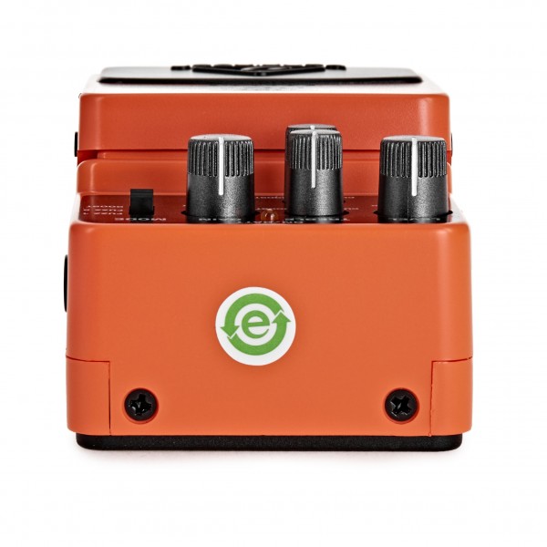 Behringer SF300 Super Fuzz Pedal at Gear4music