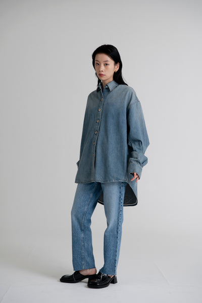 OVERSIZED DENIM SHIRT JACKET LIGHT INDIGO