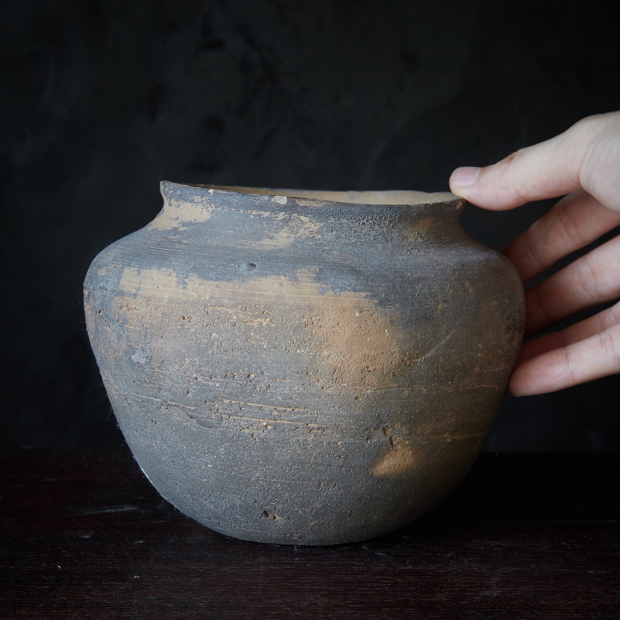 奈良-平安時代 須恵器叩文壺（710–1185CE） | 入蘆花（ロカニイル）