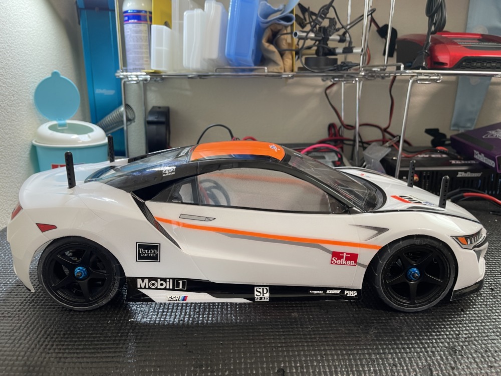 タミヤ SP.1586 1/10RC NSX スペアボディセット (ITEM 51586)を塗り