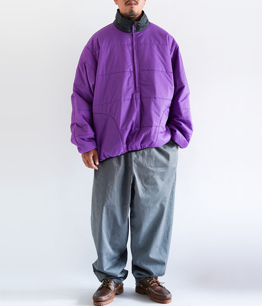 DAIWA PIER 39 TECH REVERSIBLE PULLOVER PUFF JACKET [CHARCOAL GRAY