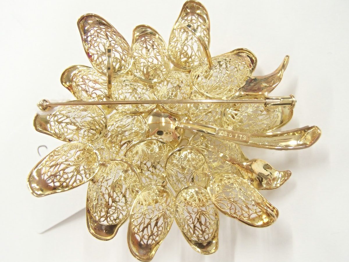 パールのブローチを高額買取しました！ 東京都のお客様 - 買取のラフテル