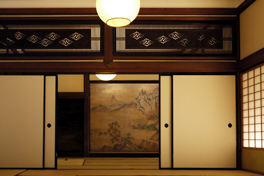 アンティーク欄間に注目！歴史や種類からおしゃれリフォーム実例まで