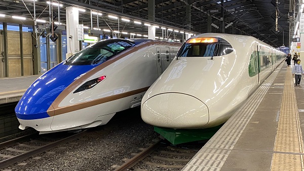 写真追加アリ※ 200系カラーのE2系登場、6月12日は新潟駅にも初入線
