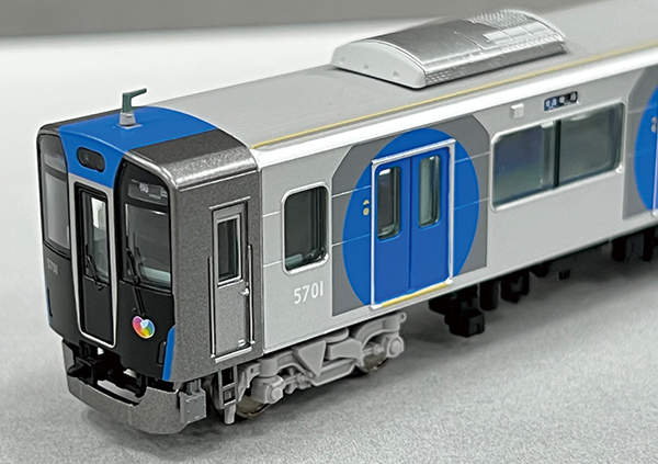 ジェット・シルバー」がNゲージで登場！阪神5700系ポポンデッタから