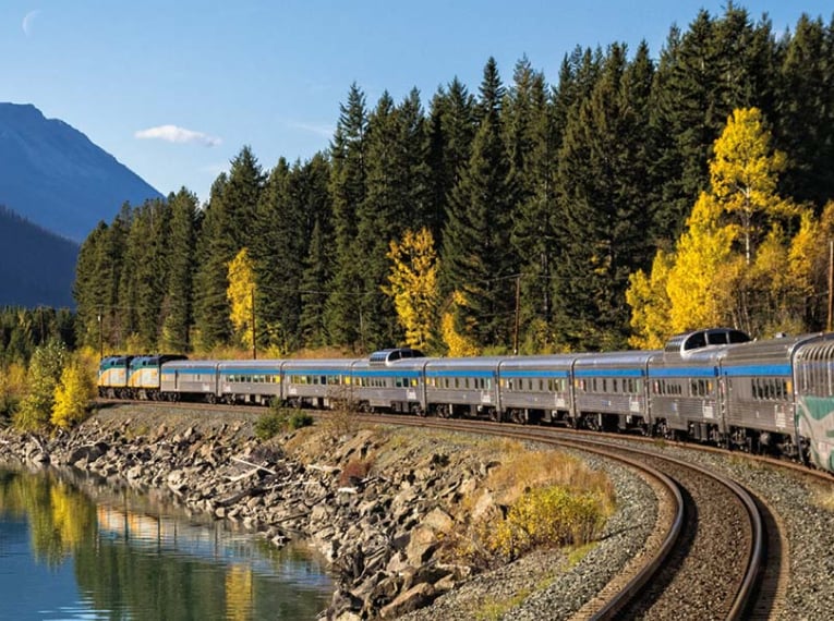 The Canadian - Complete Trains - N scale - Rapido Trains Inc.