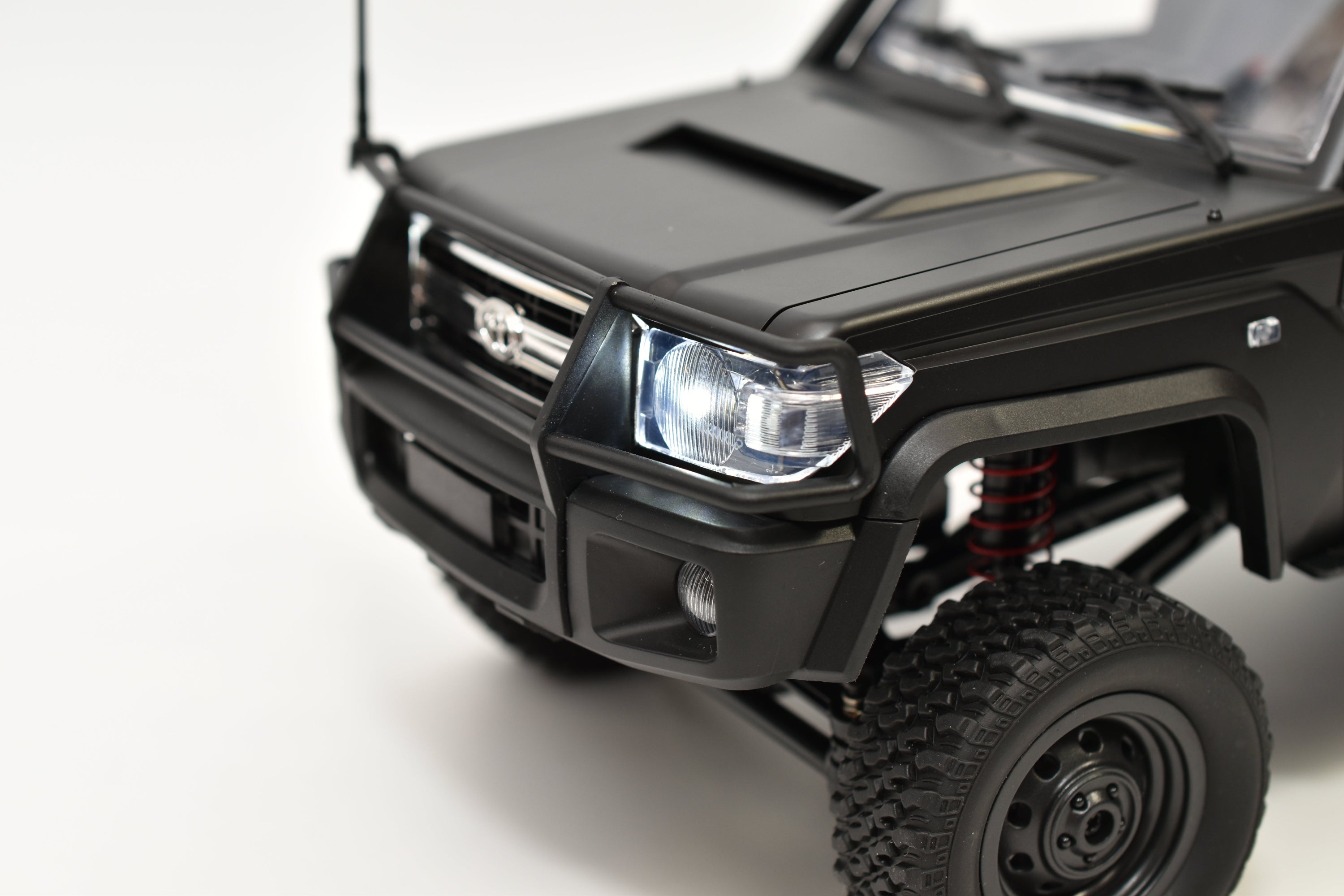 MNモデル トヨタ ランドクルーザー79オーバランド仕様 アウトドア