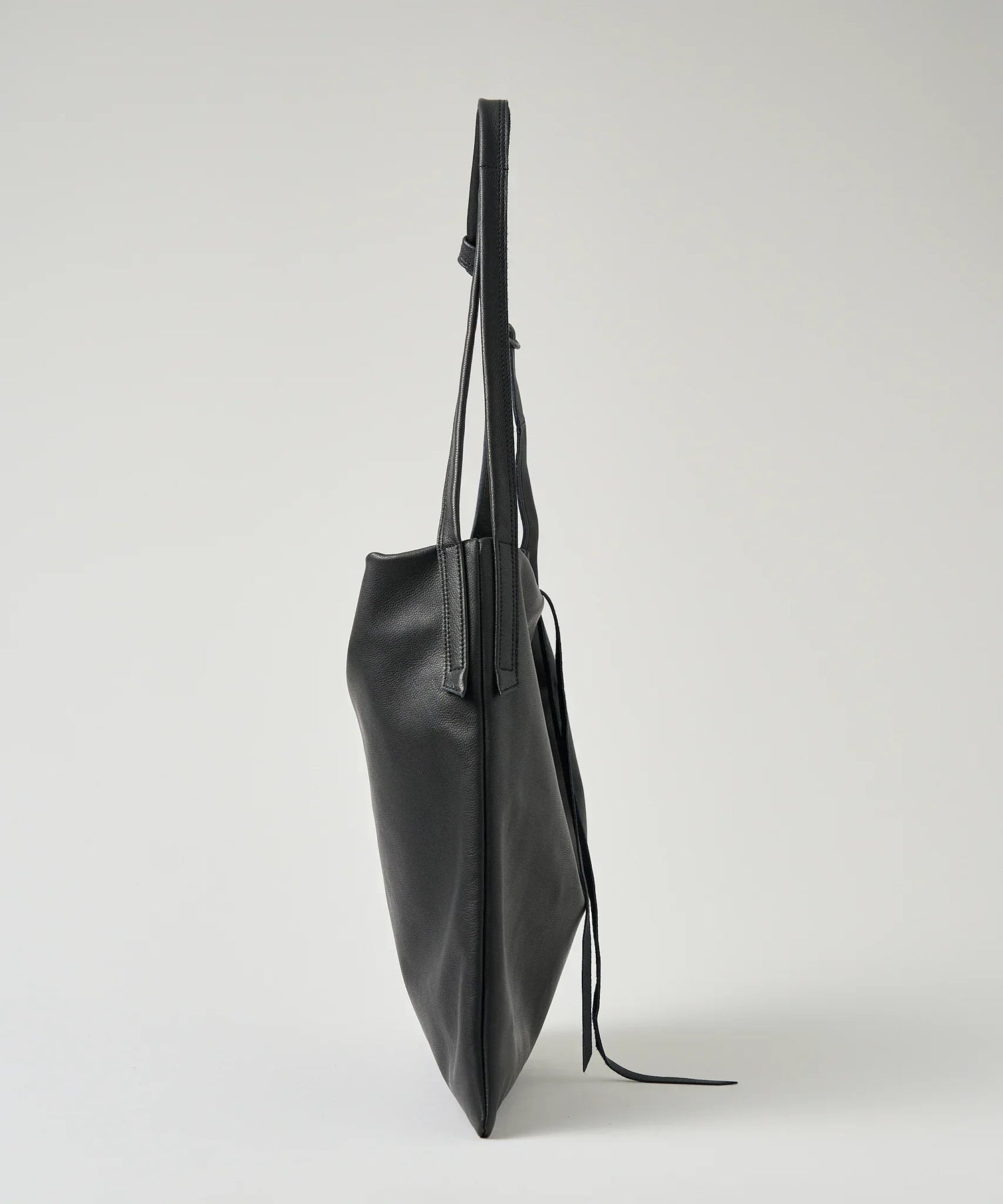 REN】《トートバッグ》肩掛け、斜めがけも / シンプルで男女で使える