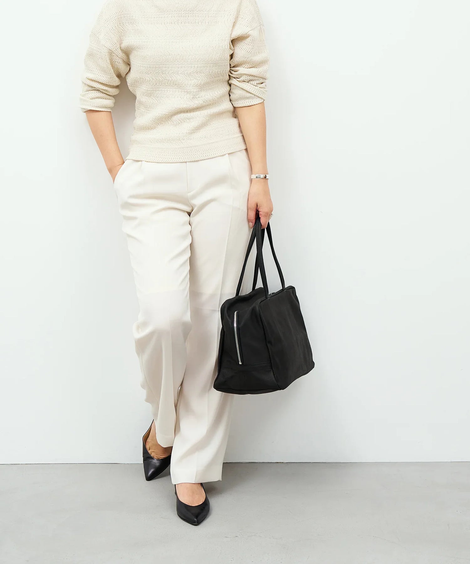 REN】《ボストンバッグ》シンプルで軽い、大きめのレザーバッグ。。