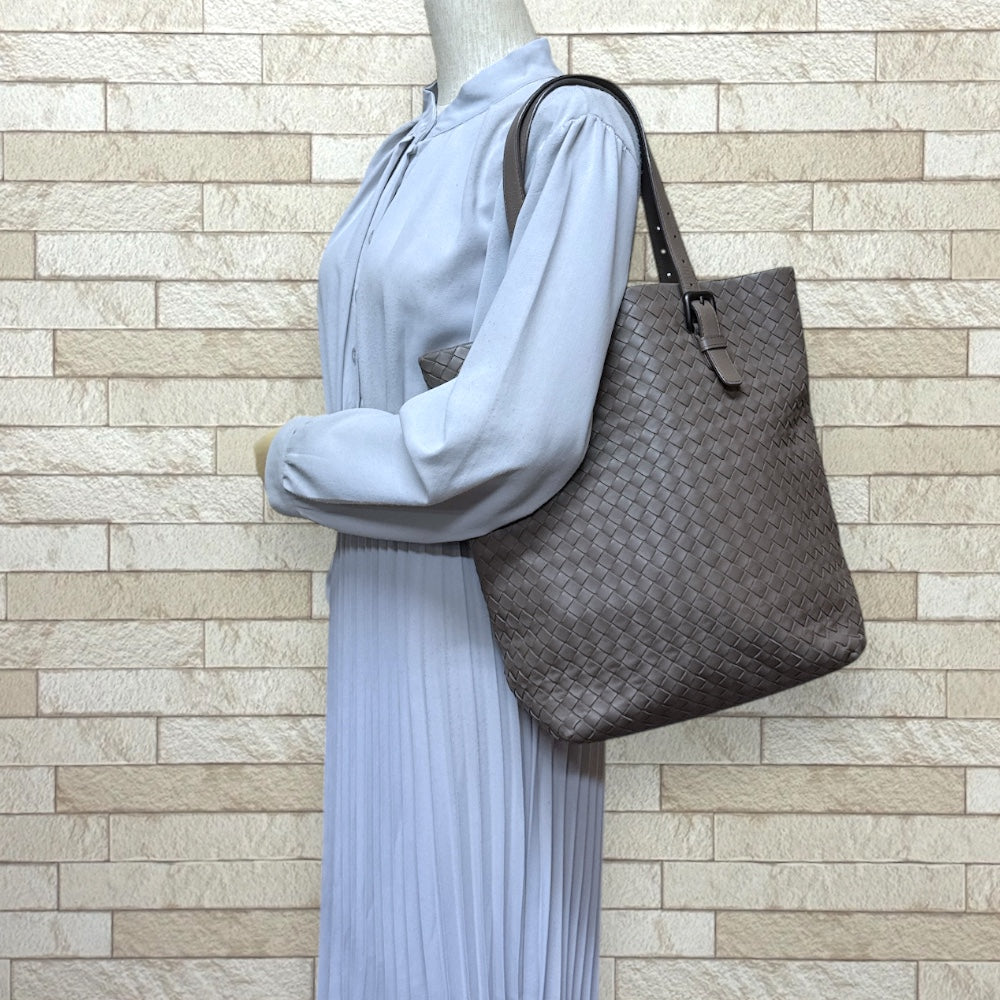 BOTTEGAVENETA ボッテガヴェネタ イントレチャート トートバッグ