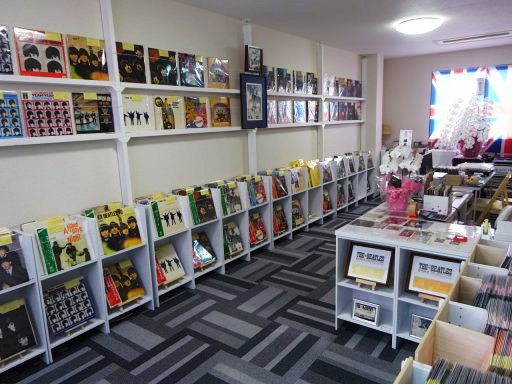 B-Sels [Beatles specialty store]（ビーセルズ[ビートルズ専門店