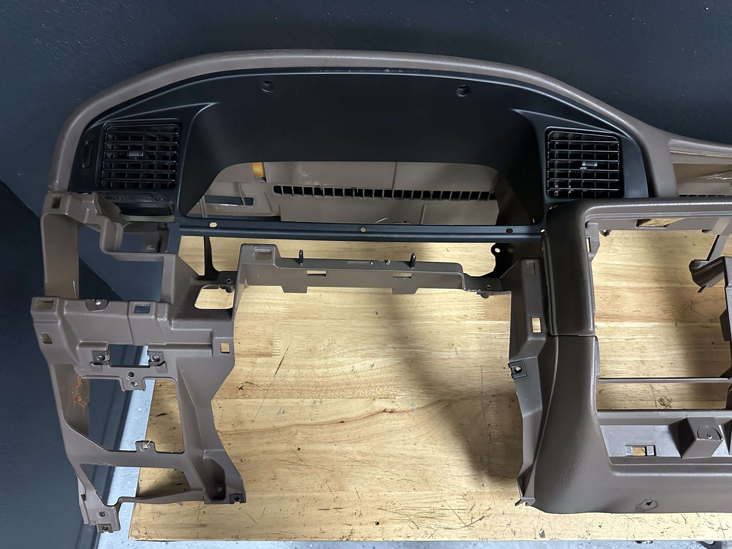 USED: FZJ80 Dash for 1996 80-Series Toyota Land Cruiser - Red Line