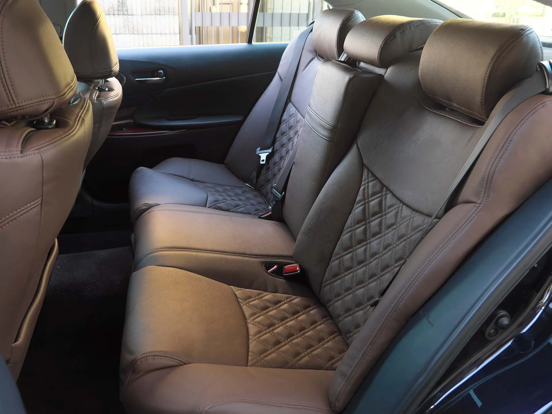 装着写真】レクサス GS Refinad Quilt Series シートカバー [品番:TY2