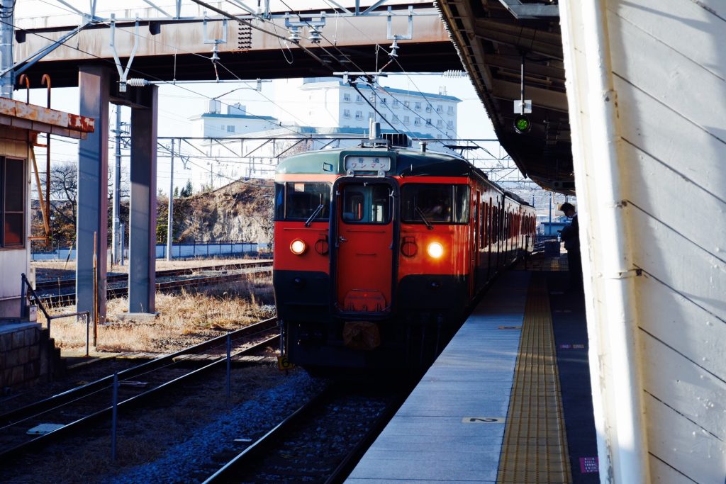 東日本最後の国鉄115系電車｜しなの鉄道