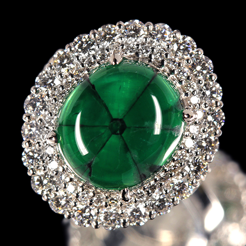 トラピッチェエメラルド 8.6ct ダイヤモンド 約2ct プラチナ リング