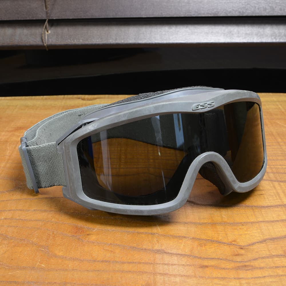 米軍放出品 ESS タクティカルゴーグル プロファイル NVG FGカラー 収納