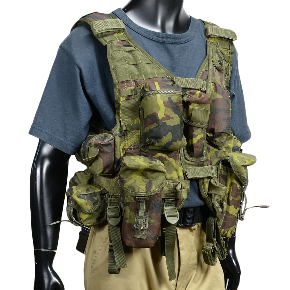 チェコ軍放出品 タクティカルベスト MNS-2000装備 Vz95迷彩