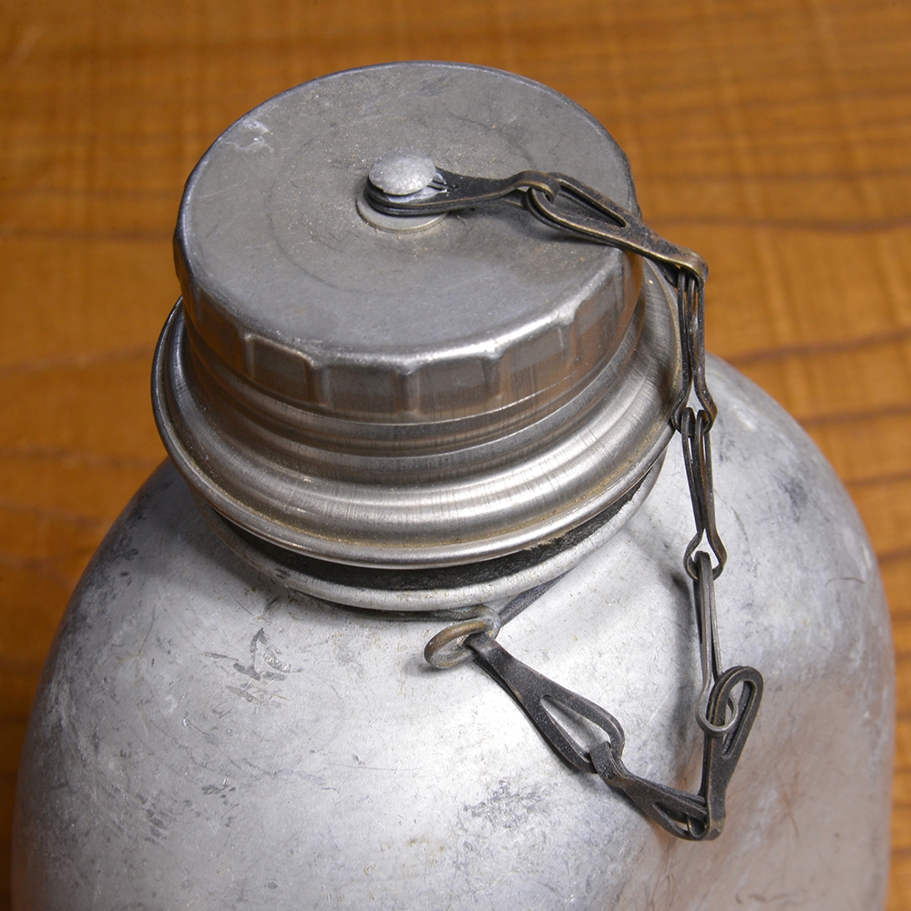 イギリス軍放出品 キャンティーン 水筒 アルミ製 | ミリタリーショップ