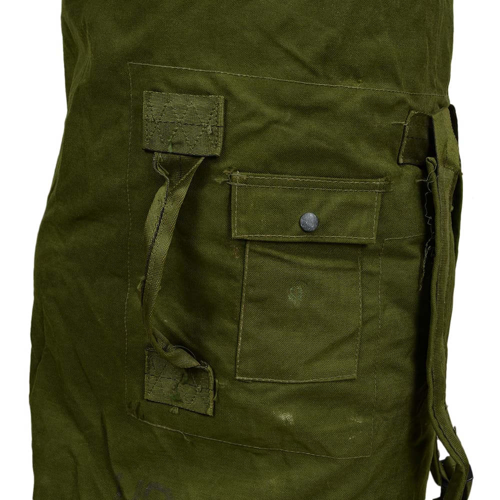 アメリカ軍放出品 ダッフルバッグ 約80L ナイロン生地 キャリング