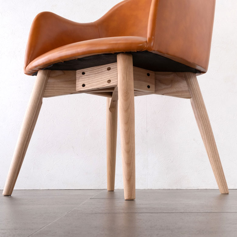 ダイニングチェア ソフトレザー ブラウン キャメル 肘掛付き [91446