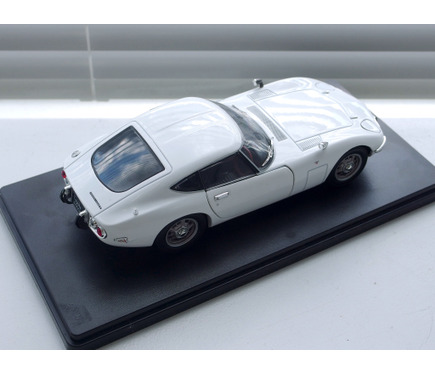 1/24スケール『トヨタ2000GT』…名車コレクション創刊号［写真蔵］ 6枚