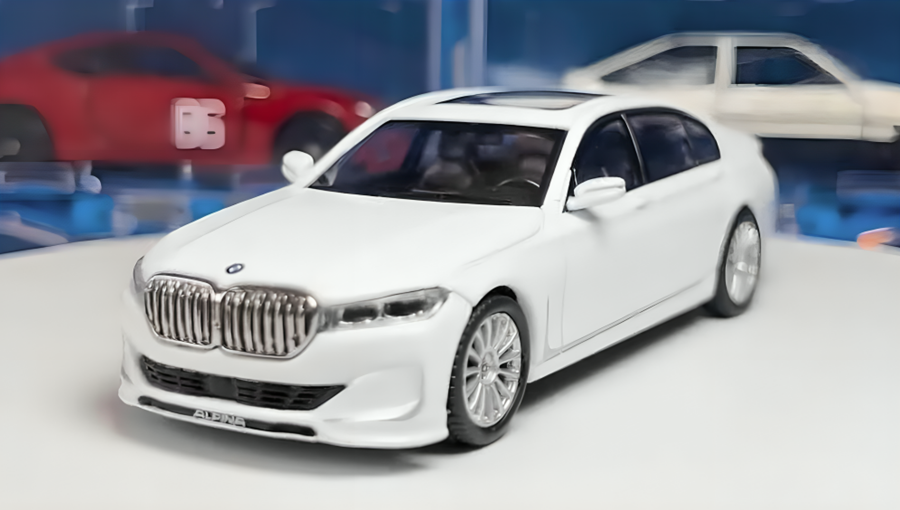 Машинка Premium MINI GT BMW Alpina B7 xDrive 1:64 White — купити в