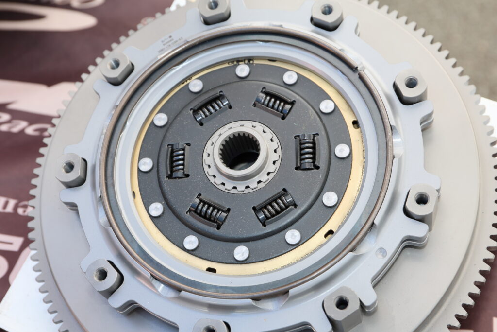 増大したトルクの伝達とレスポンスアップを両立 ORCの新製品「RZ34