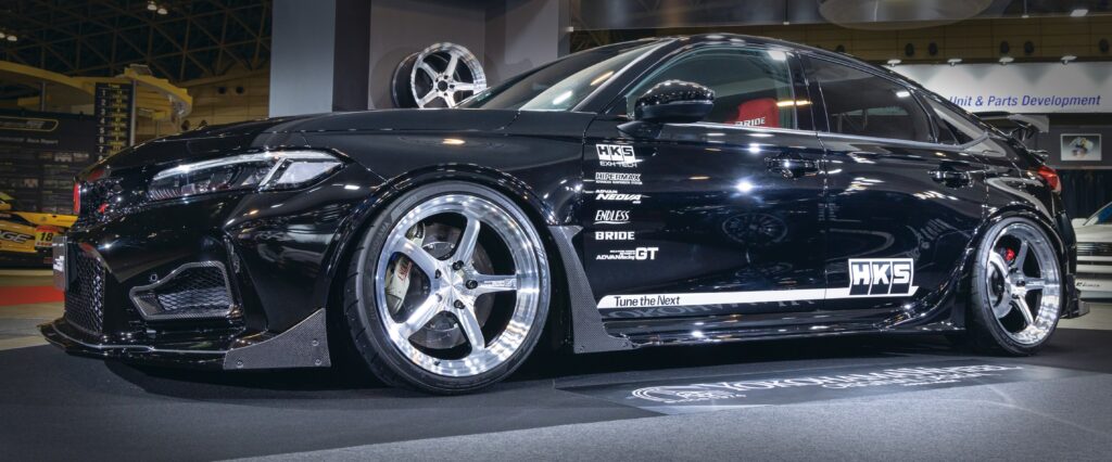 ADVAN Racing「GT BEYOND-Rに19インチを追加 RZ-F3は18インチから！ RC