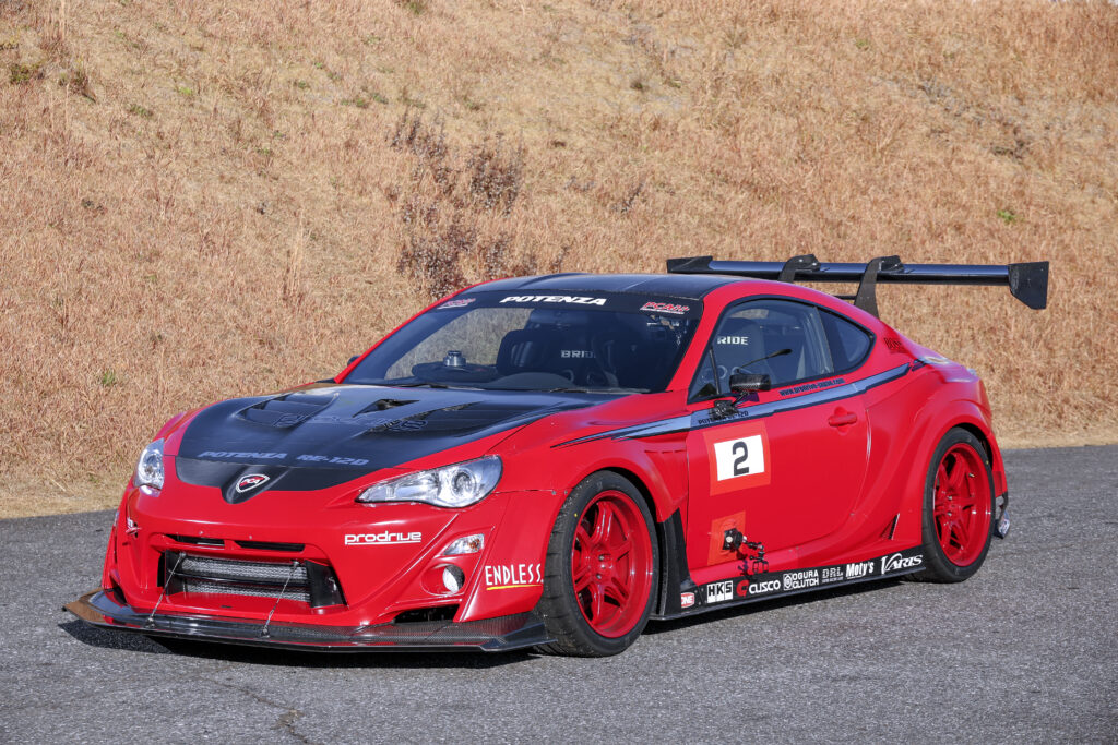 コースを問わず安定した速さ 熟成のスーパーチャージャー仕様 「PCA