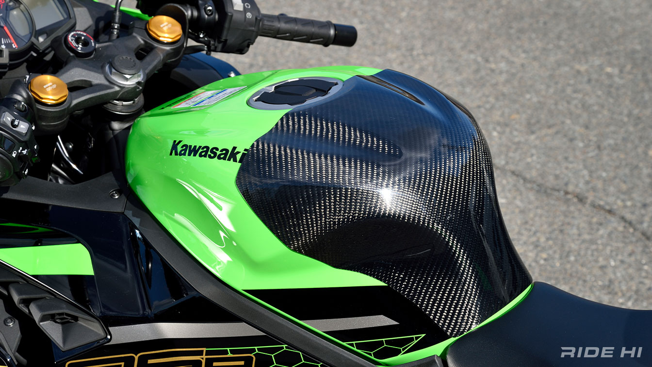 マジカルレーシング×Ninja ZX-25R】大注目の4気筒クォーターの機能と