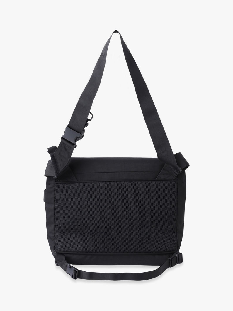 コブラバックル メッセンジャーバッグ｜bagjack(バッグジャック)｜Ron