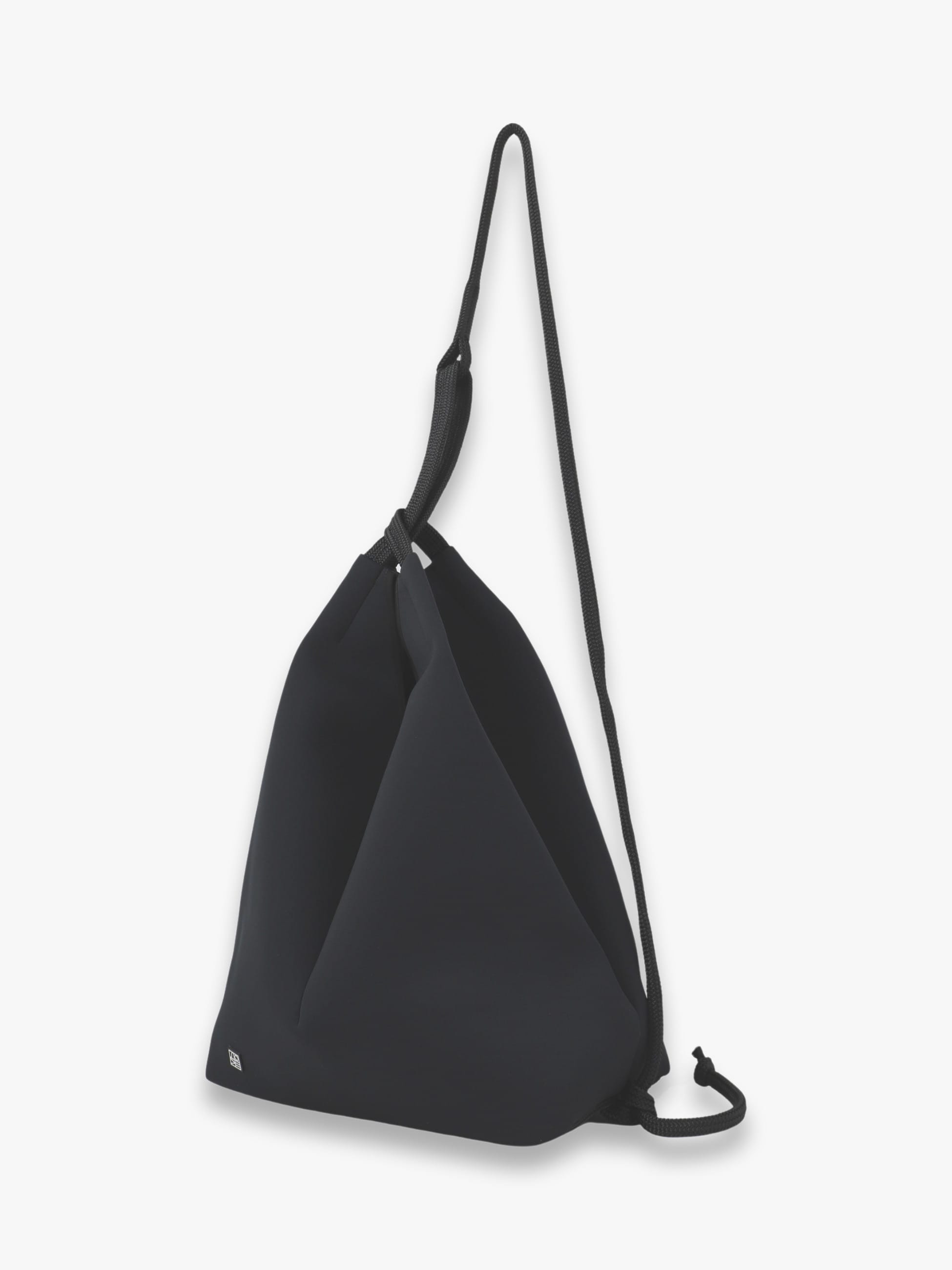 ソルスティス リュックサック（ブラック）｜STATE OF ESCAPE(ステート