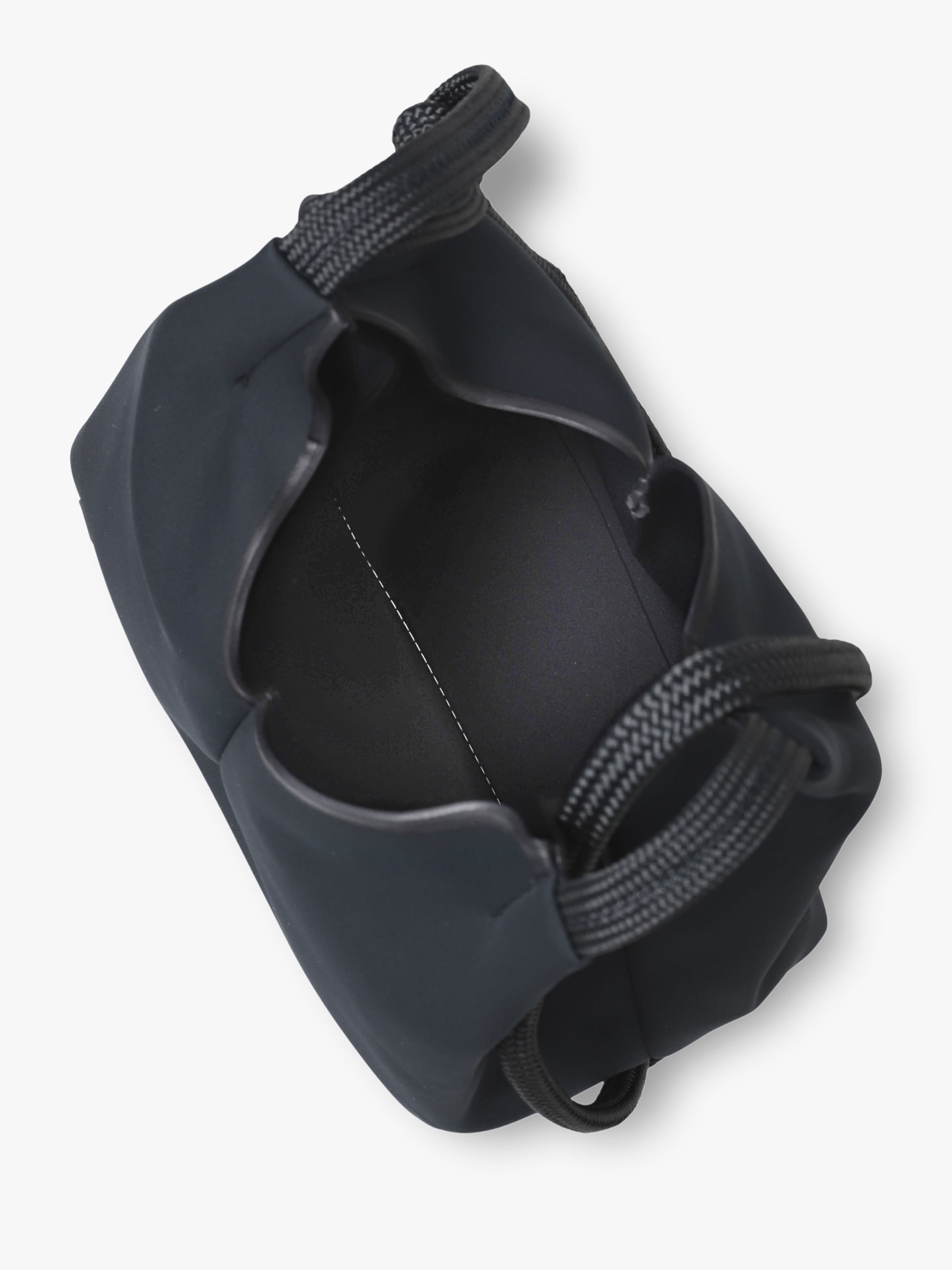 ソルスティス ミニ リュックサック（ブラック）｜STATE OF ESCAPE