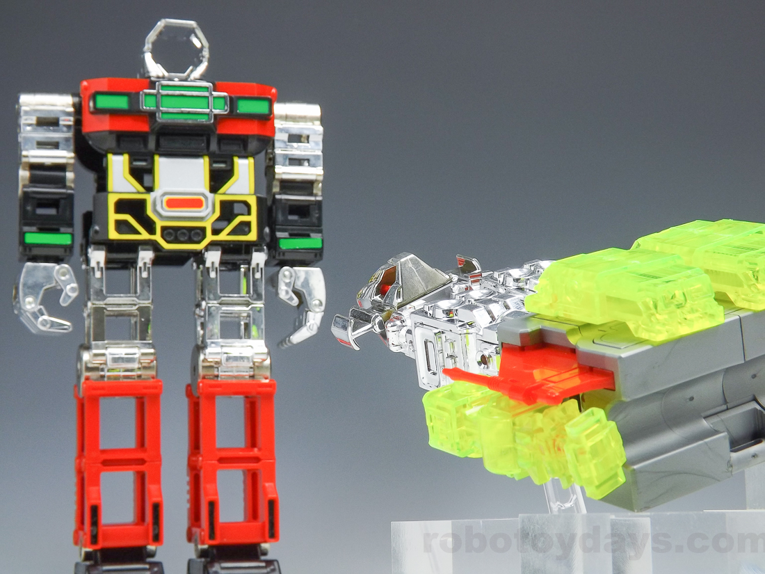 GC-17B フルアーマー 超電送 レザリオン バンダイ レビュー | RoboToyDays