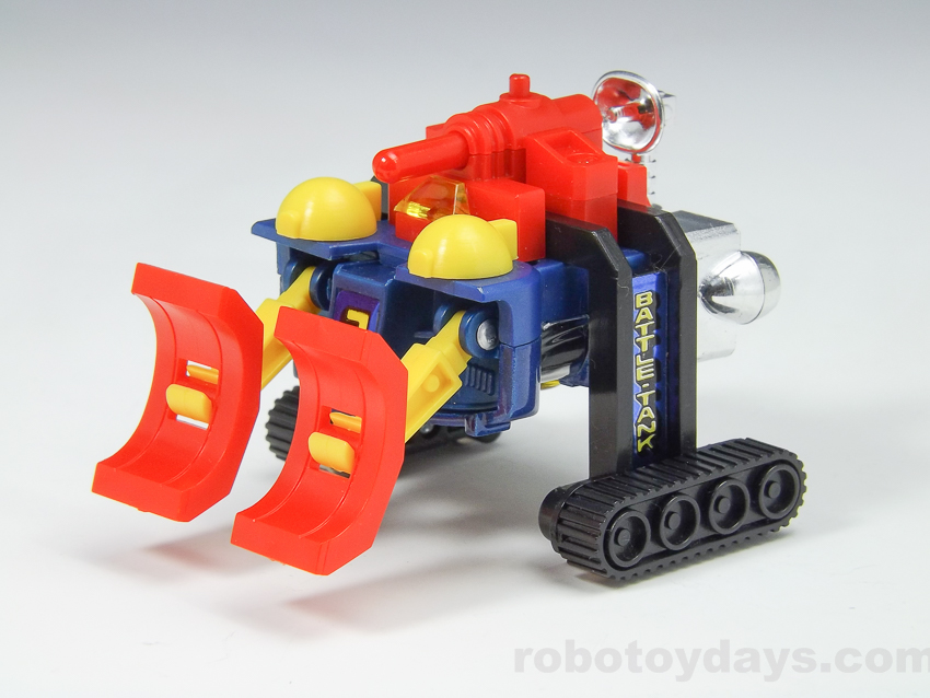 GB-55 DX超合金 電磁合体コン・バトラーV ポピー レビュー | RoboToyDays