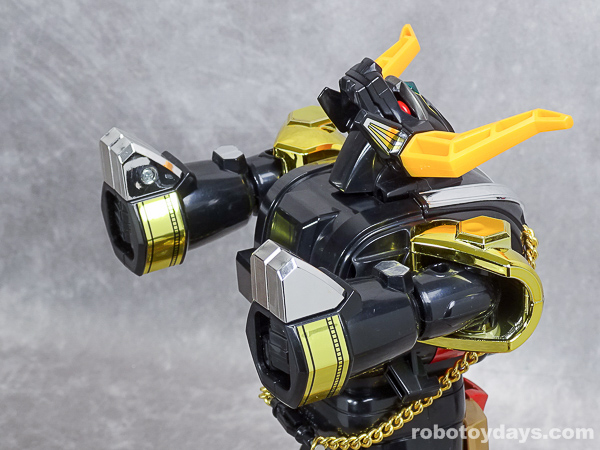 DX超合金 騎獣合身ブルタウラス (Bulltaurus) レビュー | RoboToyDays