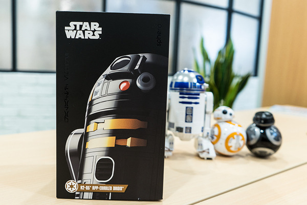 動画あり】スフィロのスター・ウォーズ新ドロイド「R2-Q5」レビュー