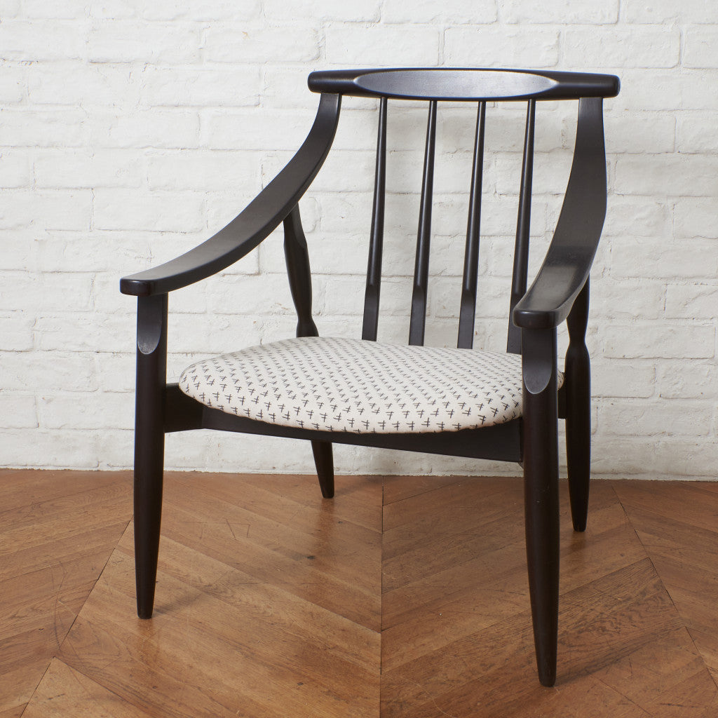 フォーク アームチェア / 張替済｜鳥取家具工業社｜小島基 – rocca rocca