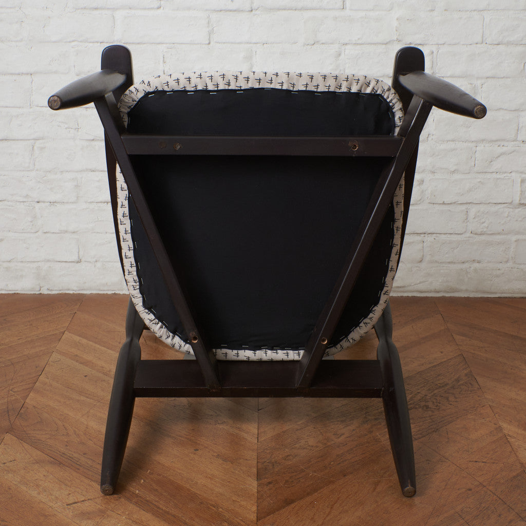 フォーク アームチェア / 張替済｜鳥取家具工業社｜小島基 – rocca rocca