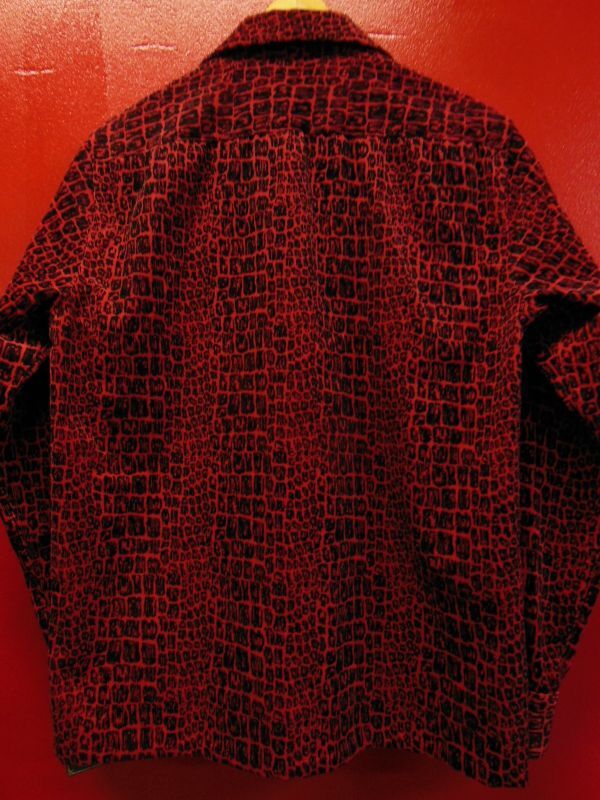 The GROOVIN HIGH Crocodile Printed Corduroy Shirt - ROCK-A-HULA